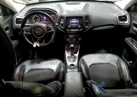 2018 Jeep Compass Latitude из США, поврежденный, VIN 3C4NJDBBXJT113919